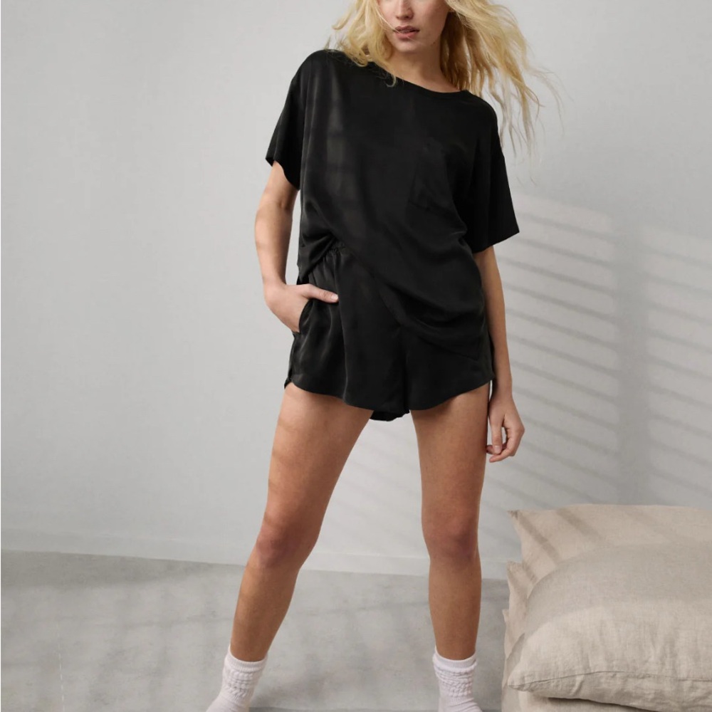 Lunya washable silk tee short set